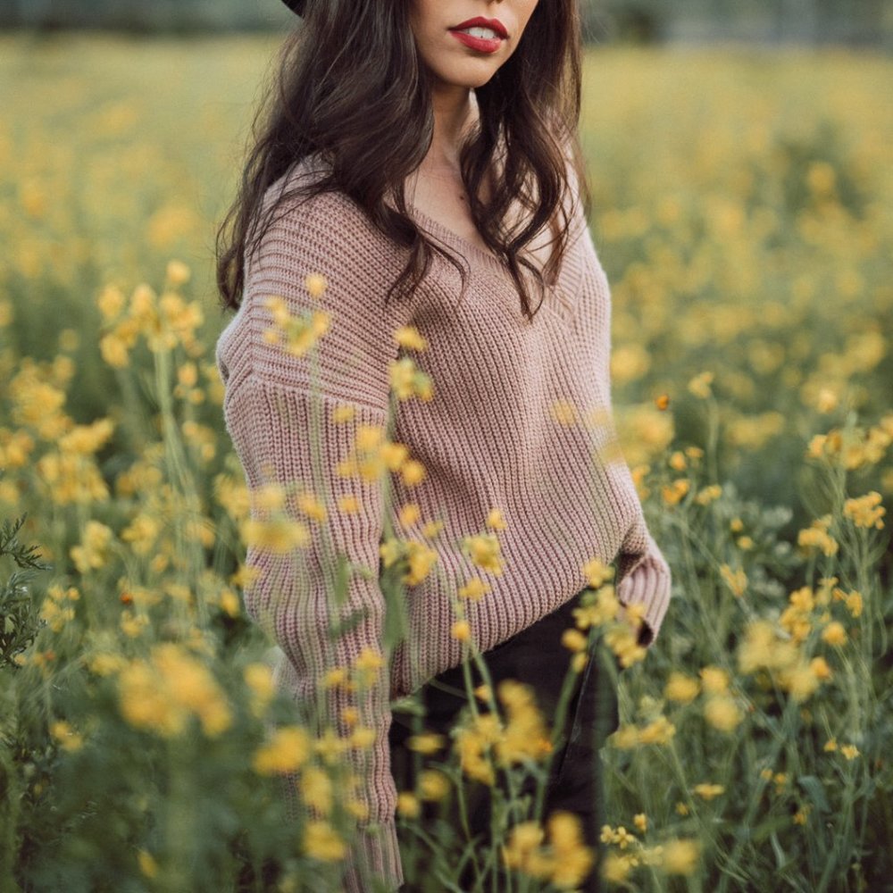 F21 Oversized Blush Vneck Sweater